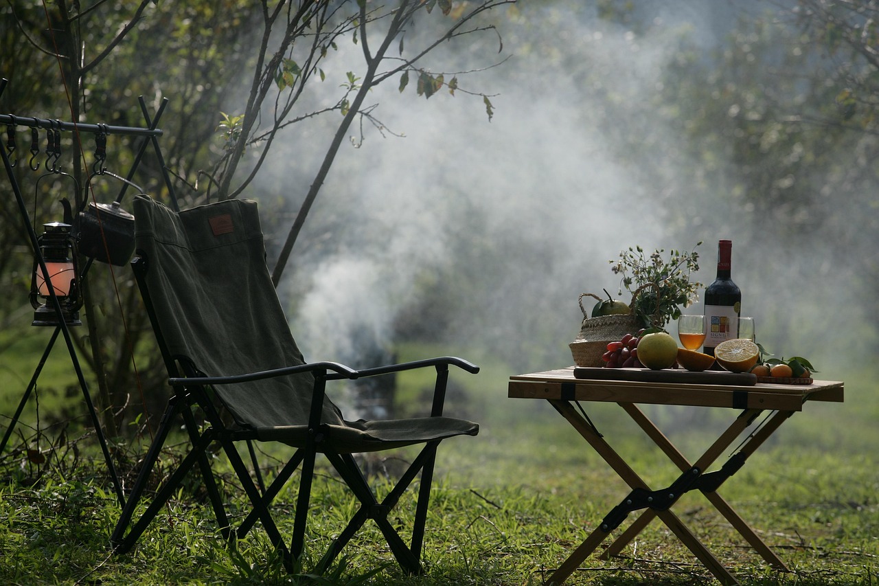The Quiet Joy of Cooking Lunch at a Roadside Table
